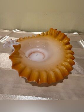 Vintage Fenton Peach Crest Ruffled Bowl - Jack in the Pulpit Style